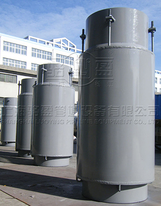 套筒<a href=http://www.dzynet.com target=_blank class=infotextkey>補(bǔ)償器</a>